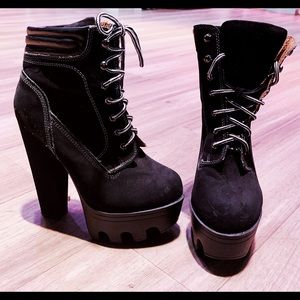 High heel boots